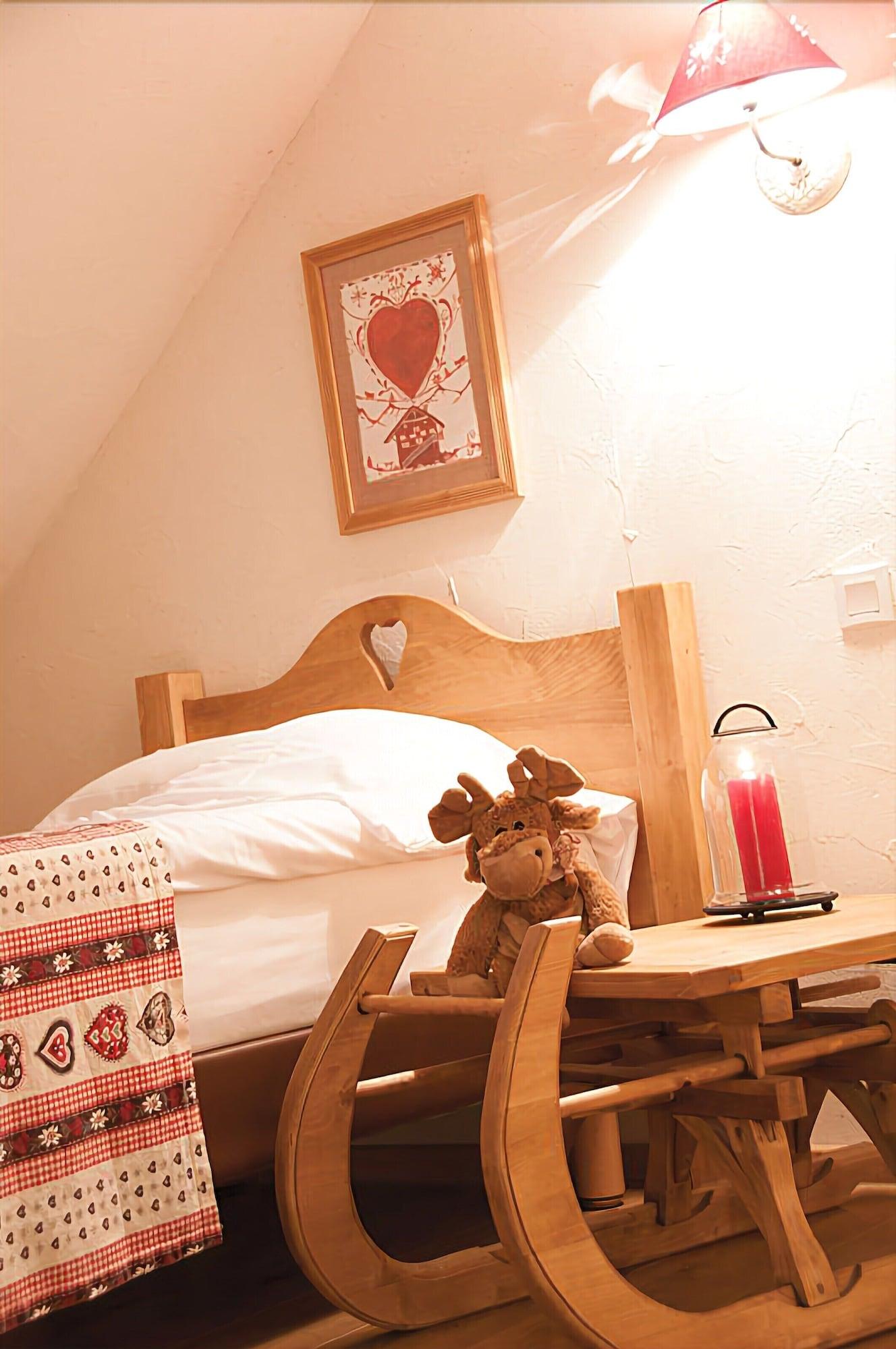 The Originals Boutique, Hotel La Ferme Du Pape, Eguisheim Exterior photo